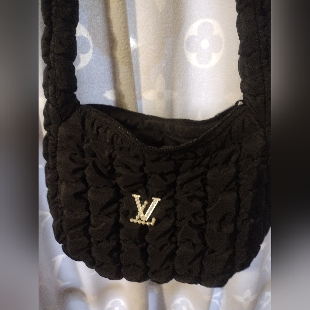 New Black Puffy Purse Crossbody Bag